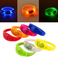 Pulseiras De Silicone LED com Sensor de Som e Música